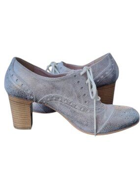 SUNDANCE Pewter 'Lucette' Italian Leather Heeled Wingtip Oxford Size 5.5…